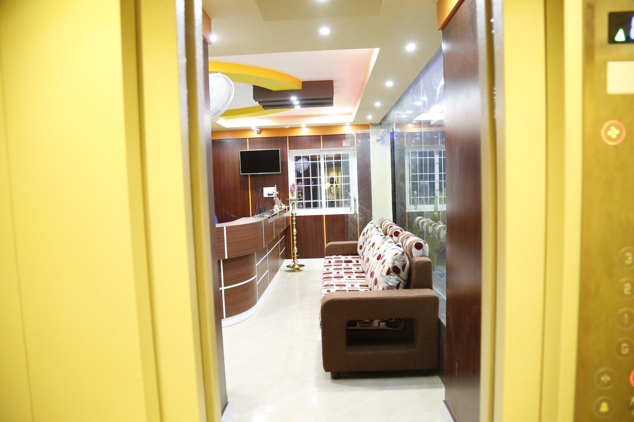Hotel New Amirtham Inn Palni Esterno foto