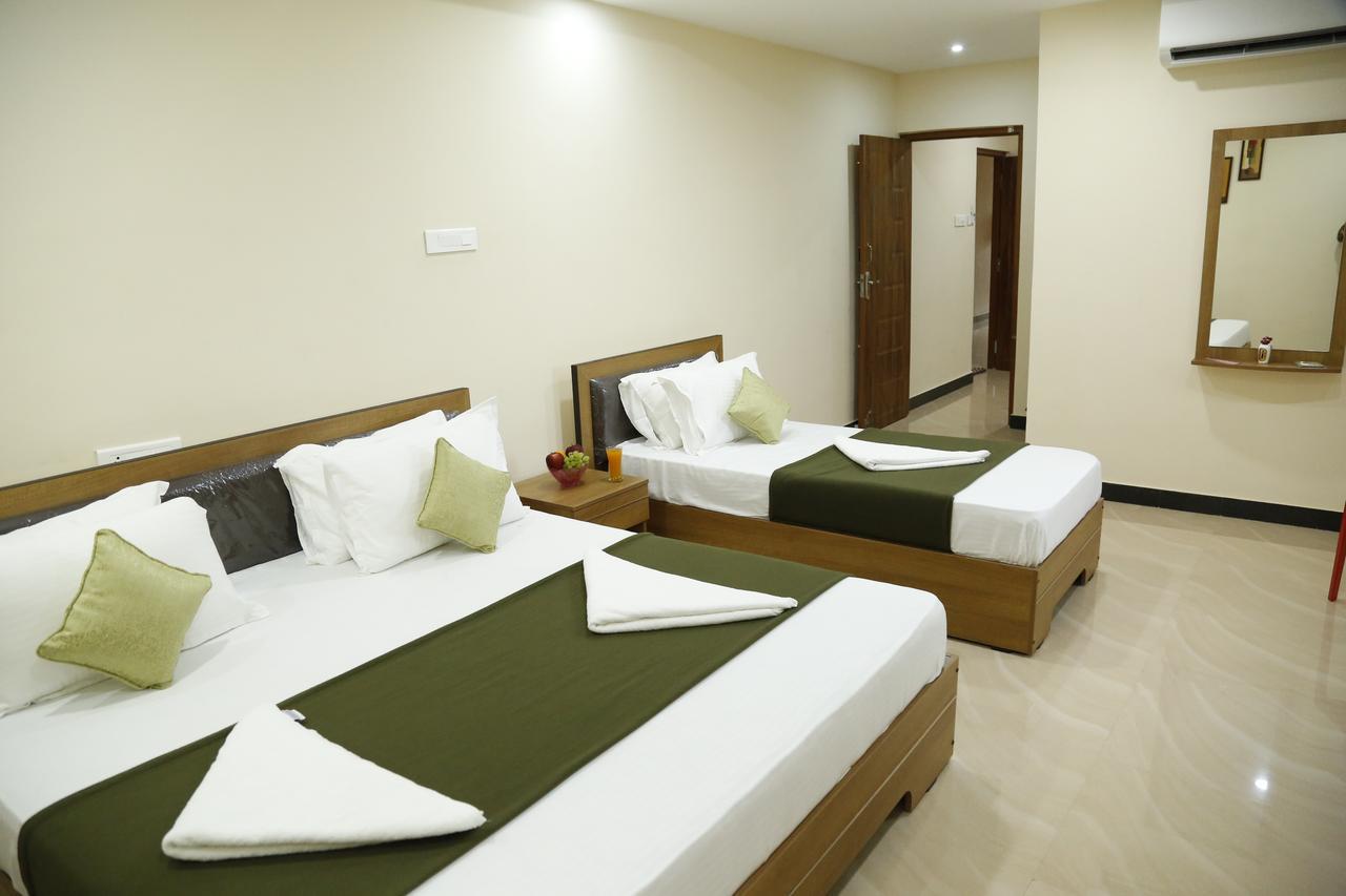Hotel New Amirtham Inn Palni Esterno foto