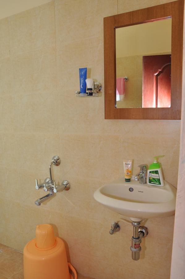 Hotel New Amirtham Inn Palni Esterno foto